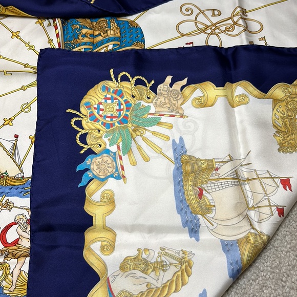 Hermes Scarf Wrap - Picture 7 of 7